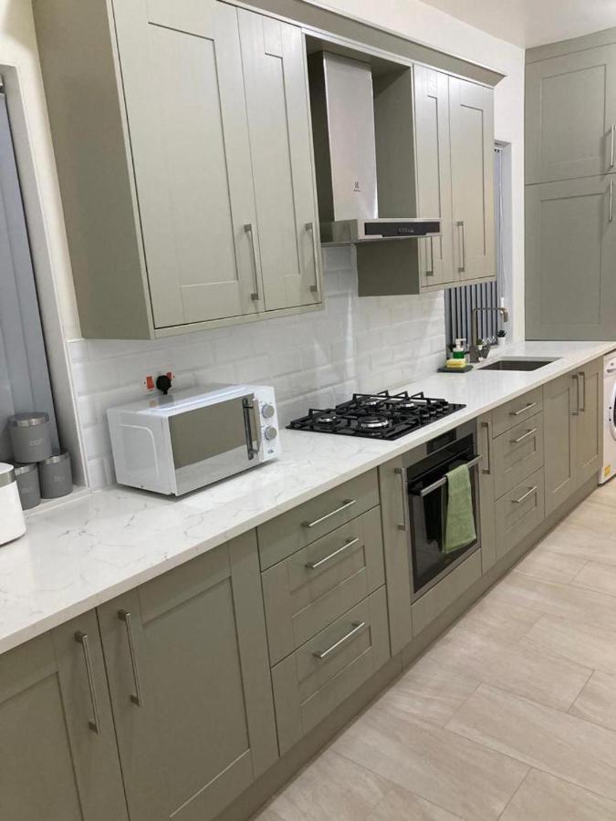 Homely 3-Bed House In Bham 15 Min From City Centre Бірмінгем Екстер'єр фото